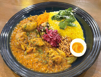 キッチンカー スパイスカレー スタンド 輪心（わしん）